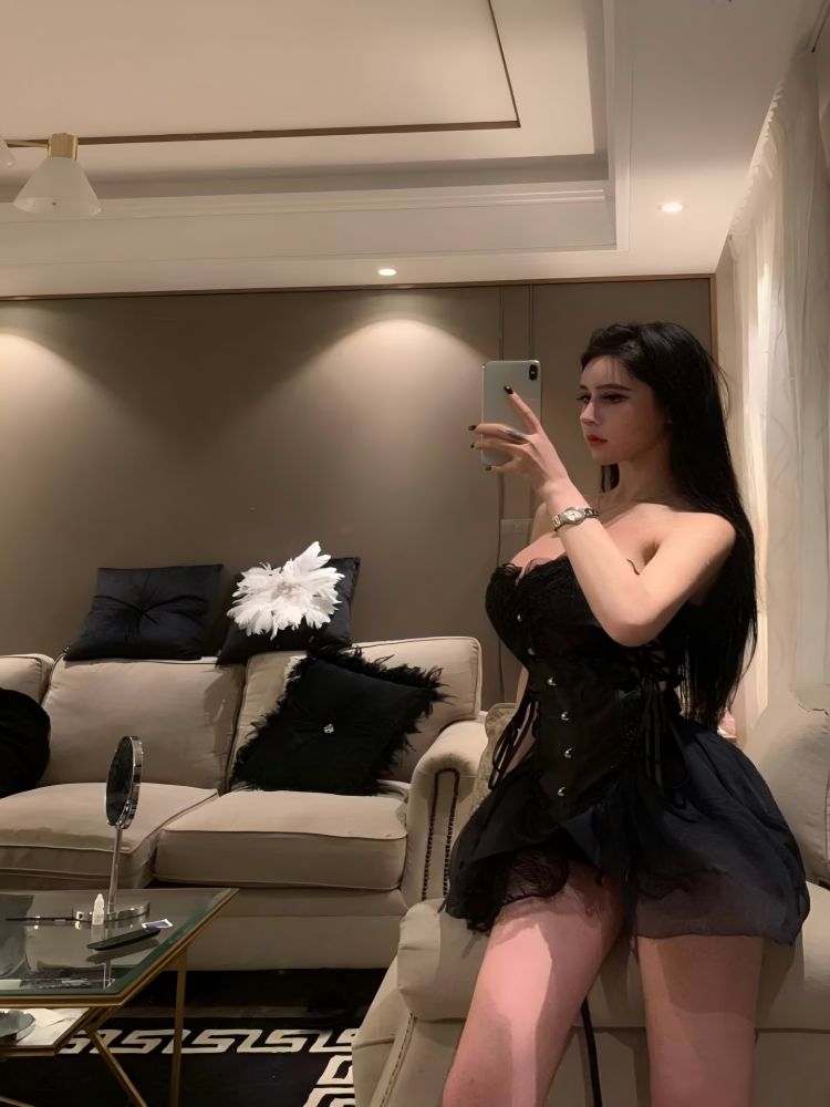 小寡妇在线观看免费播放电视剧,不卡在线播放